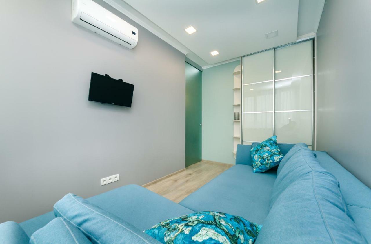 Smart Apartment Kyiv Exterior photo